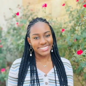 Meet your Posher, Alyssa